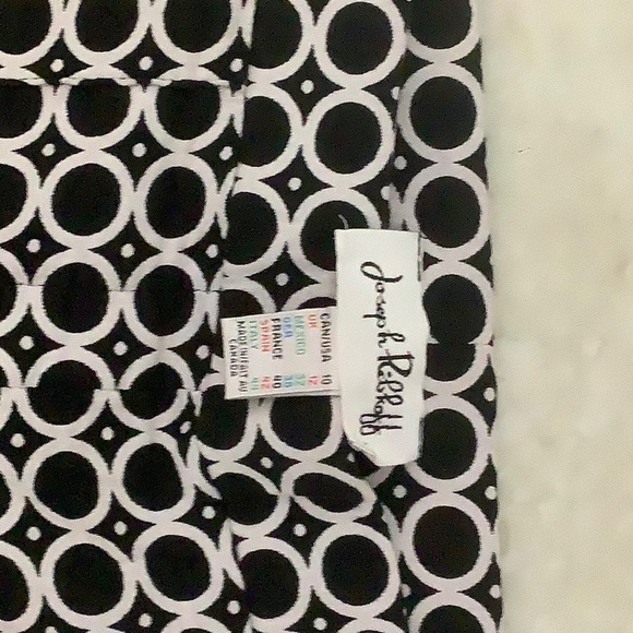 Ladies pants. Size 10 - Picture 2 of 3